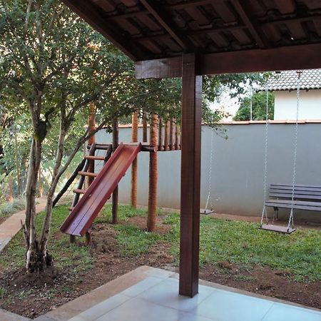 Chale Bosque Do Barreiro Villa Araxá Екстериор снимка