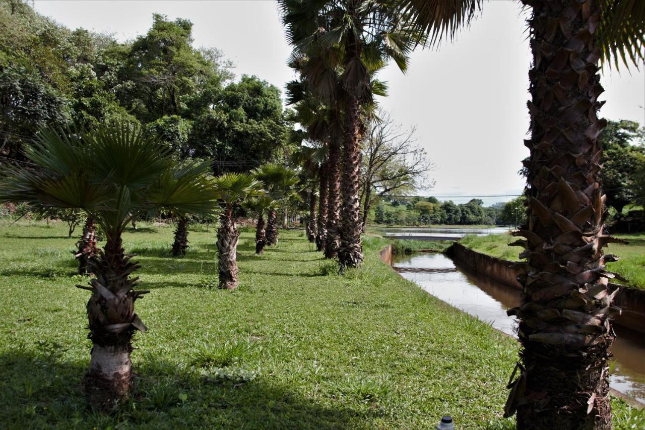 Chale Bosque Do Barreiro Villa Araxá Екстериор снимка