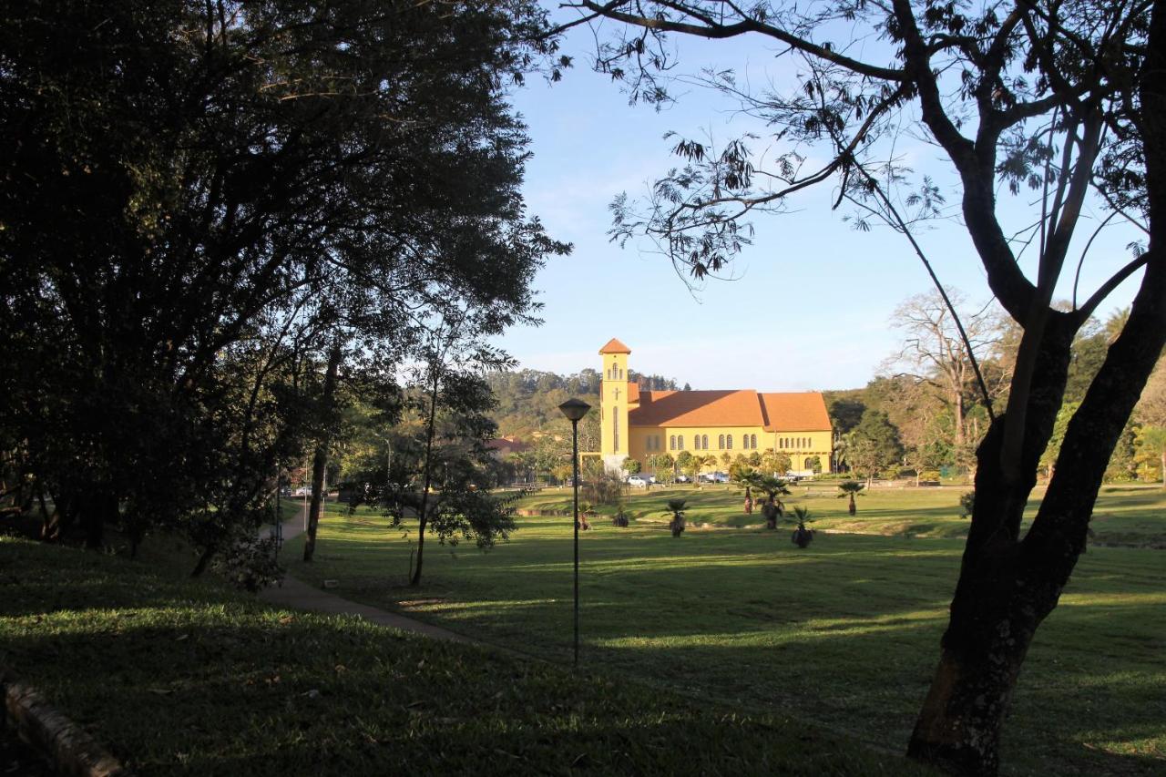 Chale Bosque Do Barreiro Villa Araxá Екстериор снимка